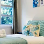 Miss Orange\'S Base In Ryde